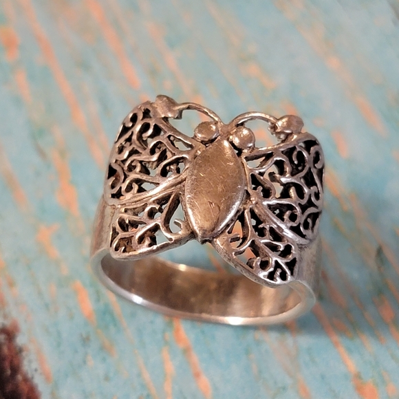 925 Sterling Butterfly Ring filagree - Picture 3 of 11